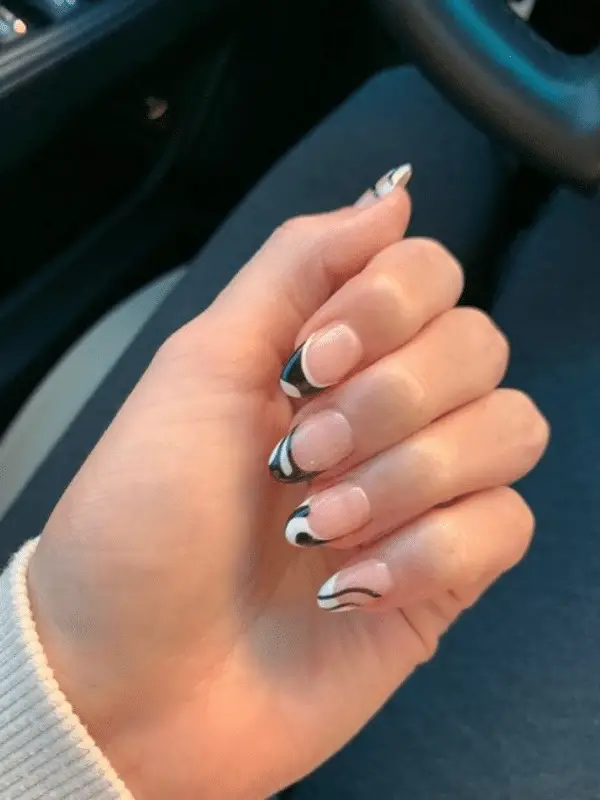 Black French Tip Nails