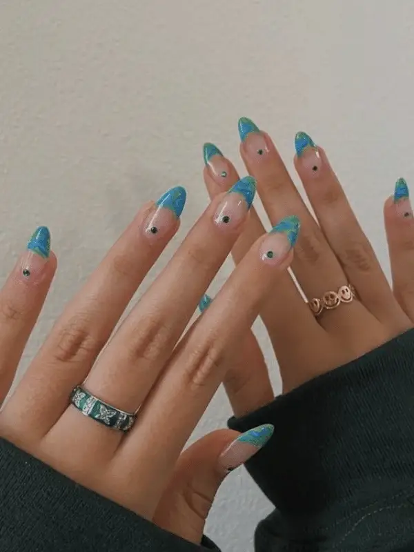  Acrylic Nails