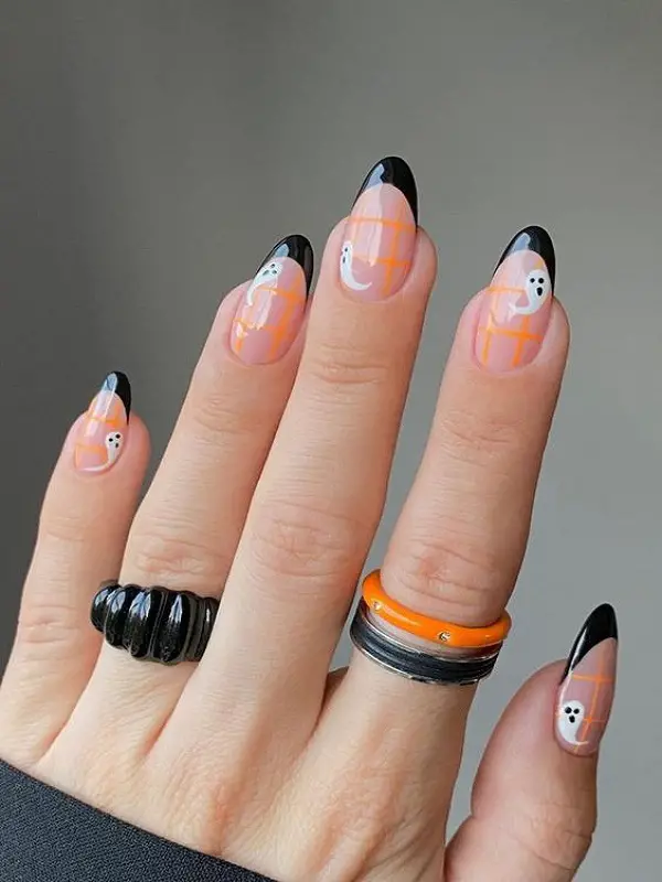 Halloween nails 