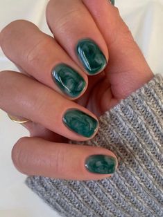 Green nails