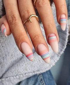 graphic nails