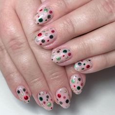 graphic nails