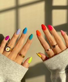 Unique Nail Art 